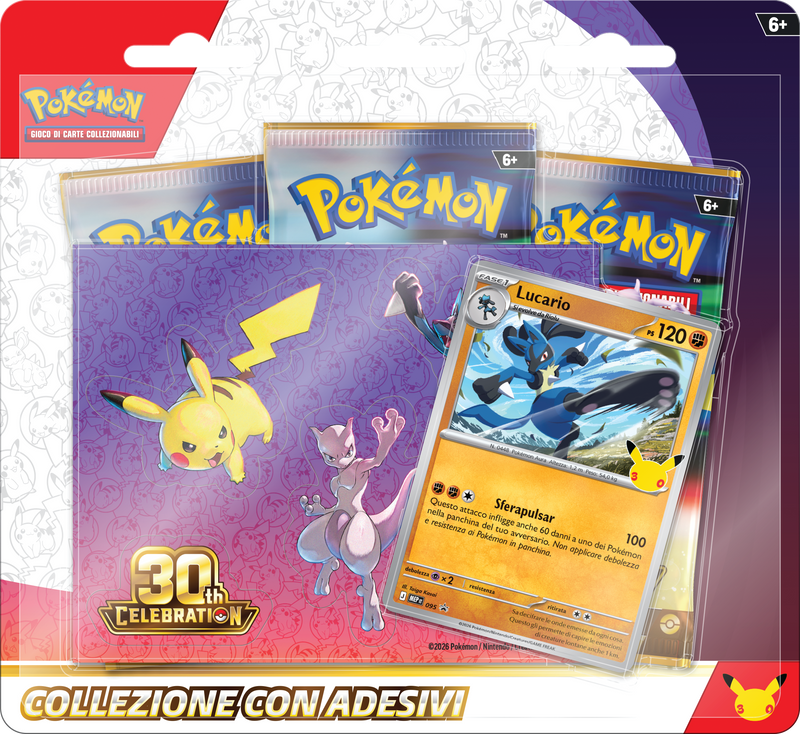 Pokémon GCC 30° Anniversario Collezione con Adesivi Lucario italiana con carta promozionale olografica Lucario, foglio di adesivi e tre buste dell'espansione celebrativa.